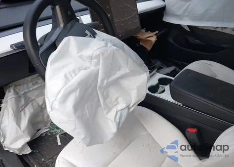 2020 Tesla Model 3 Long Range Dual Motor All-Wheel Drive z USA, uszkodzony, nr VIN 5YJ3E1EB5LF791470